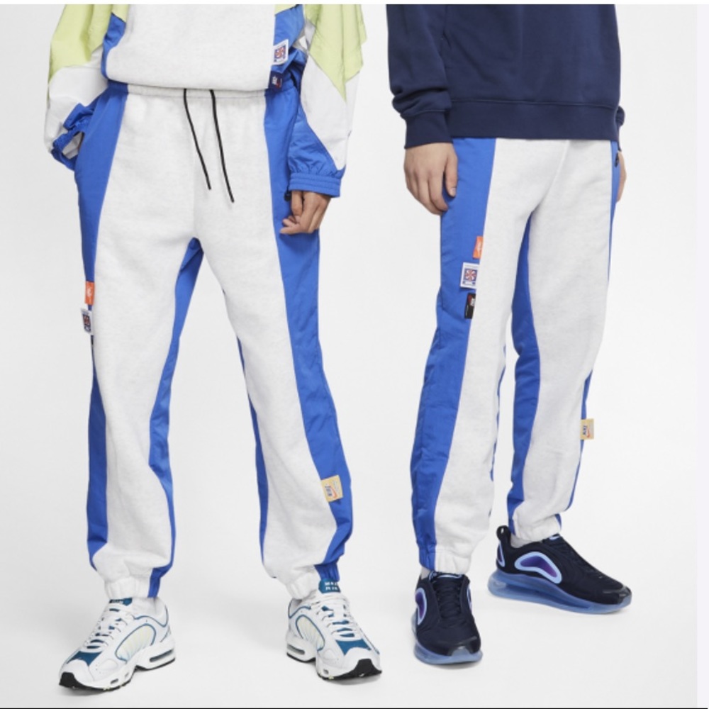 NIKE sportswear icon clash pants. Navy/ Grey